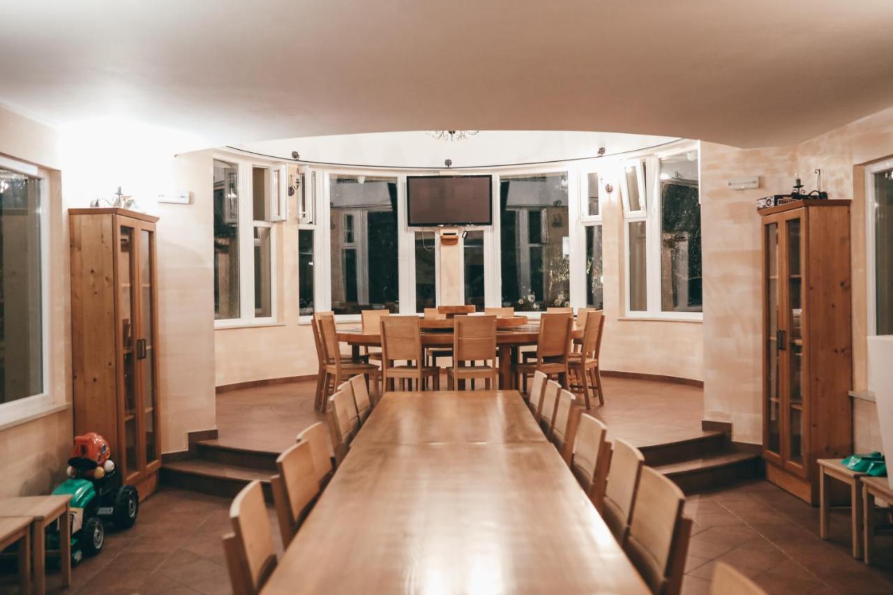 City Pool Apartments Новаля Екстериор снимка