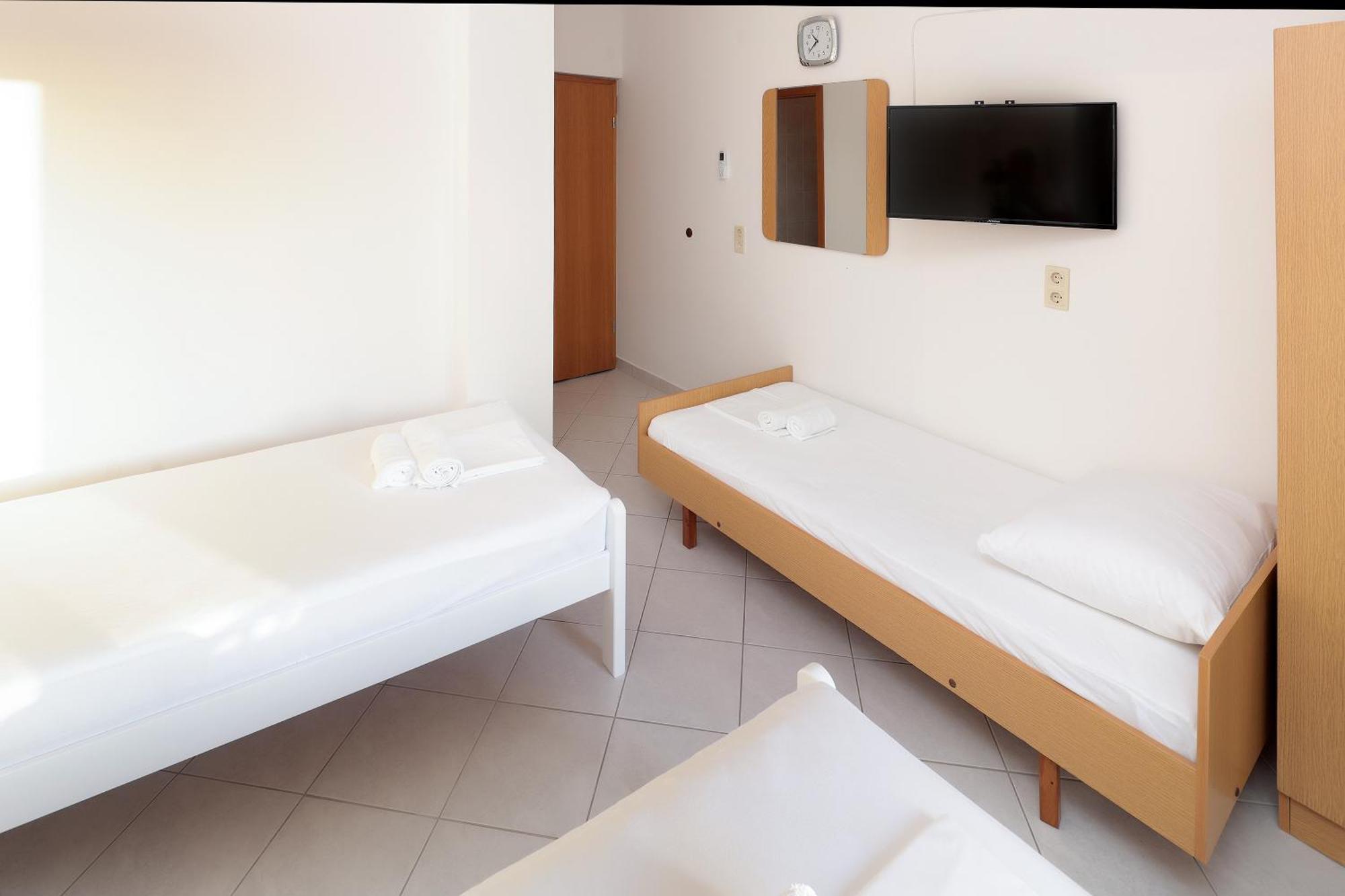 City Pool Apartments Новаля Екстериор снимка