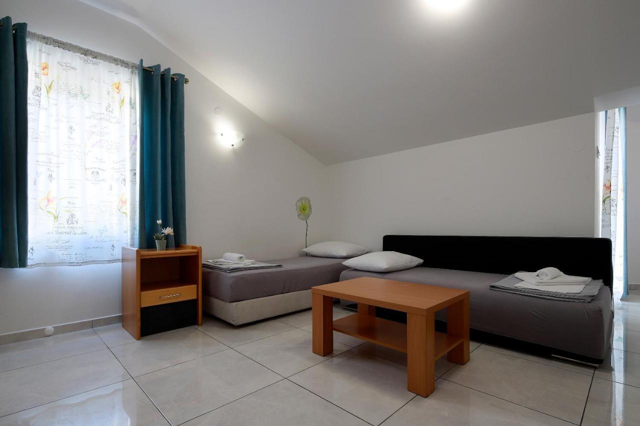 City Pool Apartments Новаля Екстериор снимка