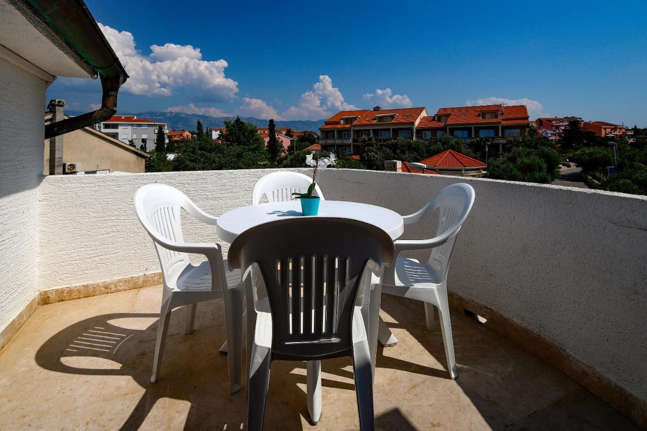 City Pool Apartments Новаля Екстериор снимка