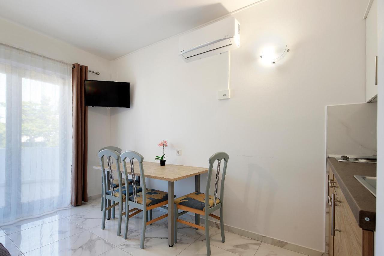 City Pool Apartments Новаля Екстериор снимка