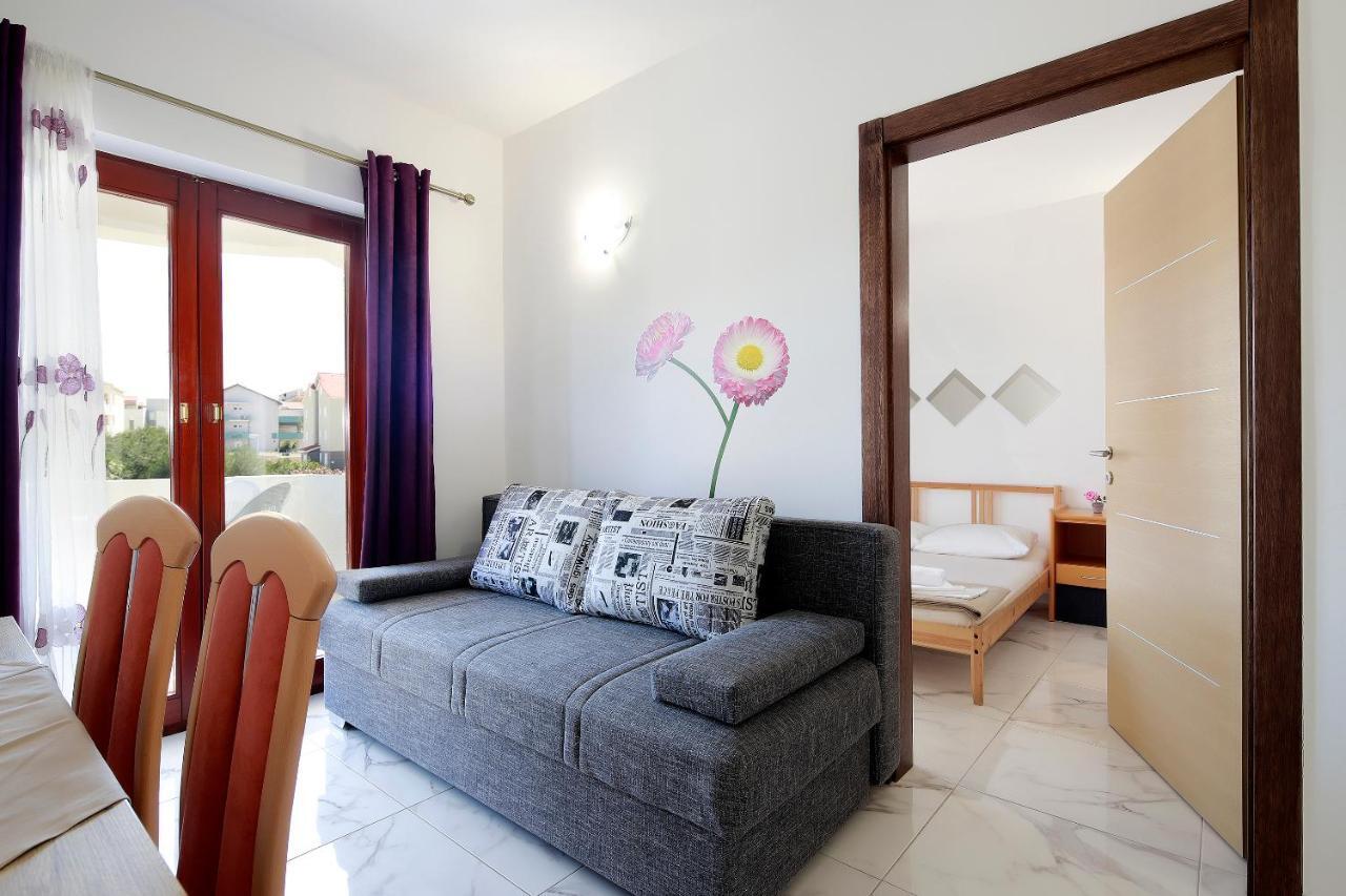City Pool Apartments Новаля Екстериор снимка