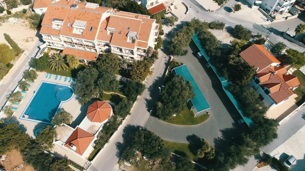 City Pool Apartments Новаля Екстериор снимка